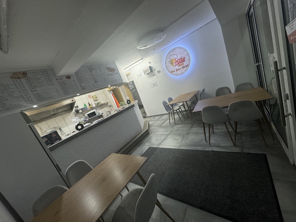 Waldauer Pizza Taxi, Pizzeria in Kassel