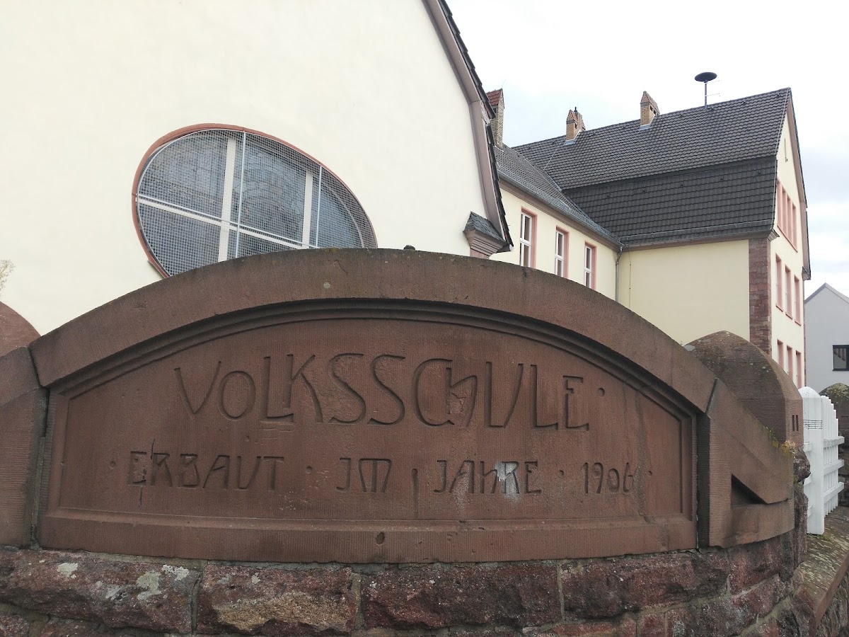 Wallschule, Schule in Langen (Hessen)