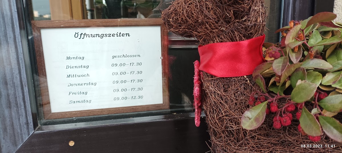 Waltraud Lachmann, Friseur in Burghaun