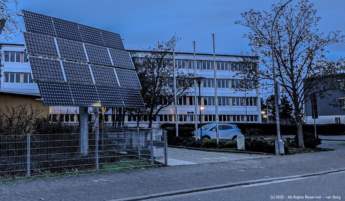 Werner-Heisenberg-Schule, Schule in Rüsselsheim am Main