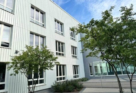 Wilhelm-Busch-Schule, Schule in Maintal
