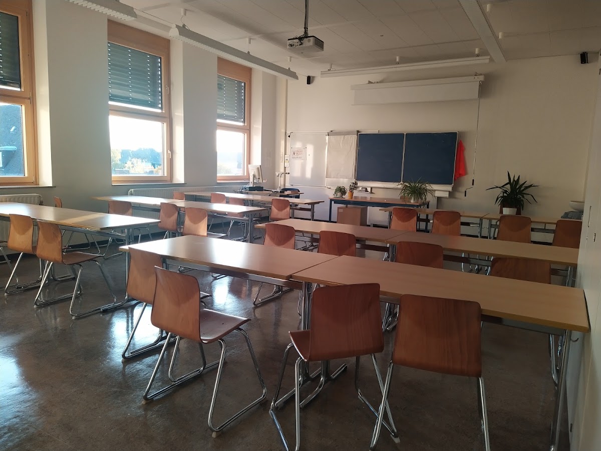Wilhelm-Merton-Schule, Schule in Frankfurt am Main