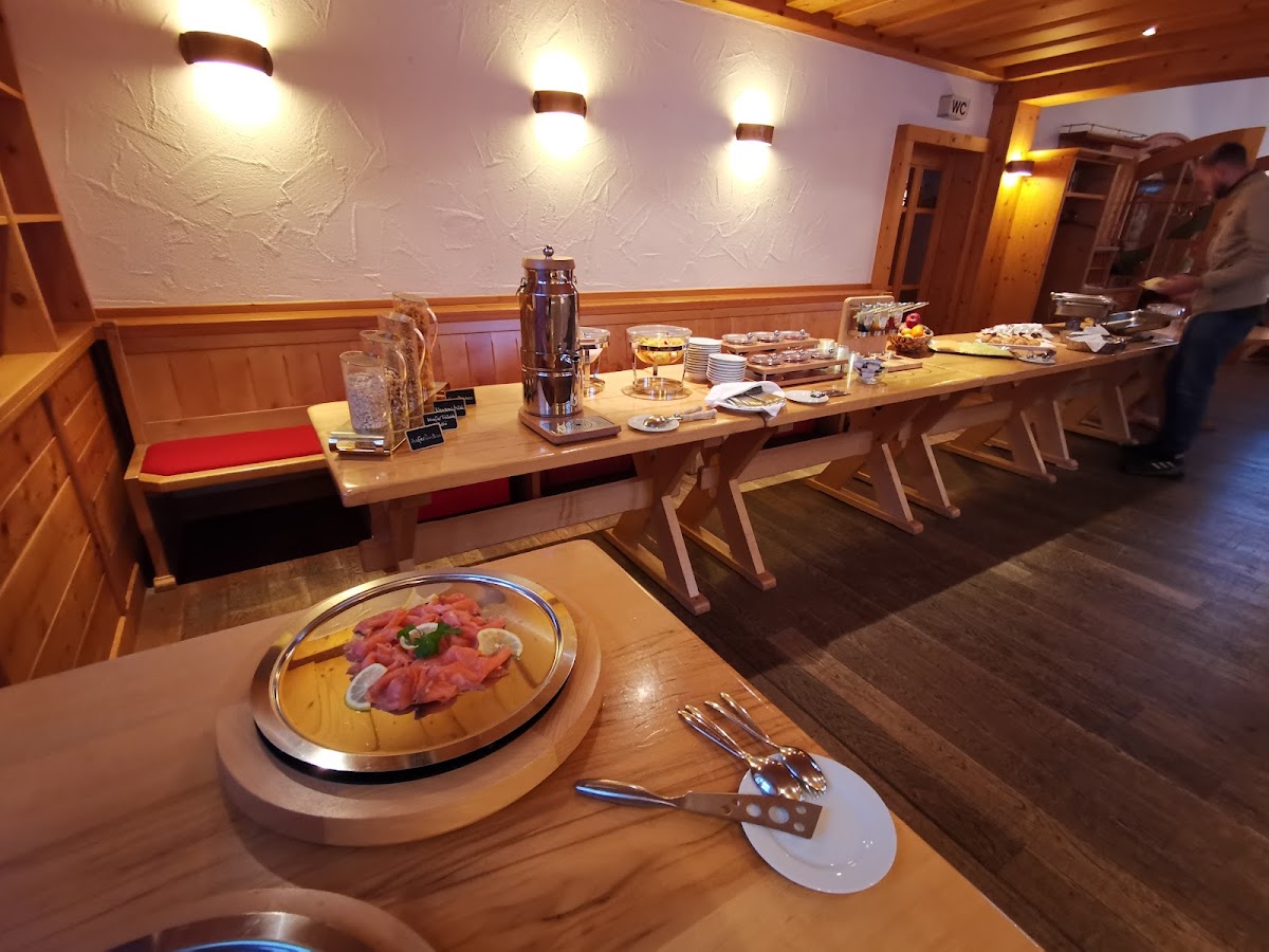 Wirtshaus Ziegelhof | Restaurant Wasserkuppe, Restaurant in Poppenhausen (Wasserkuppe) – Foto 1 von 1