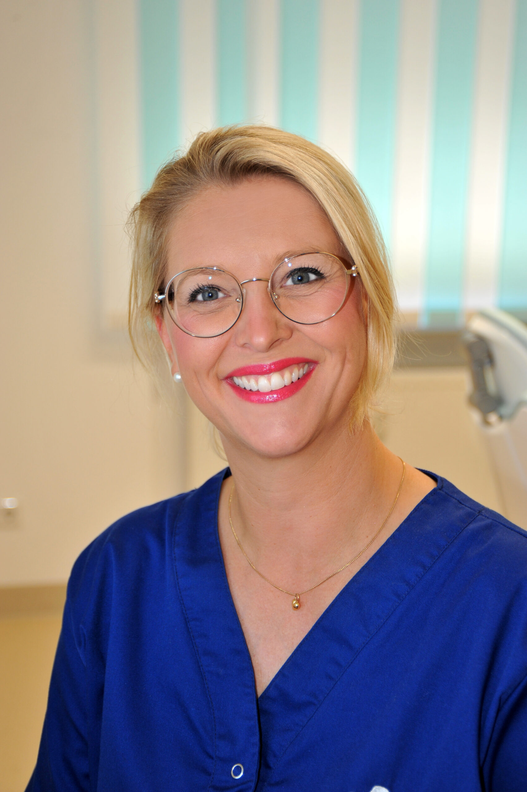 Zahnarztpraxis Dr. Katharina Ritschel, Zahnarzt in Erbach – Foto 1 von 1