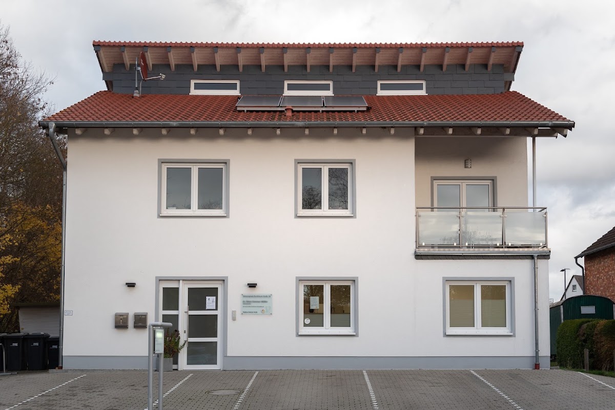 Zahnarztpraxis Dr. Reitz, Zahnarzt in Ebsdorfergrund