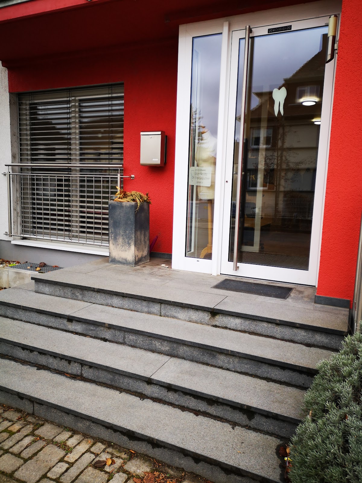 Zahnarztpraxis Scholtz und Dr. Wörner, Zahnarzt in Gernsheim – Foto 1 von 1