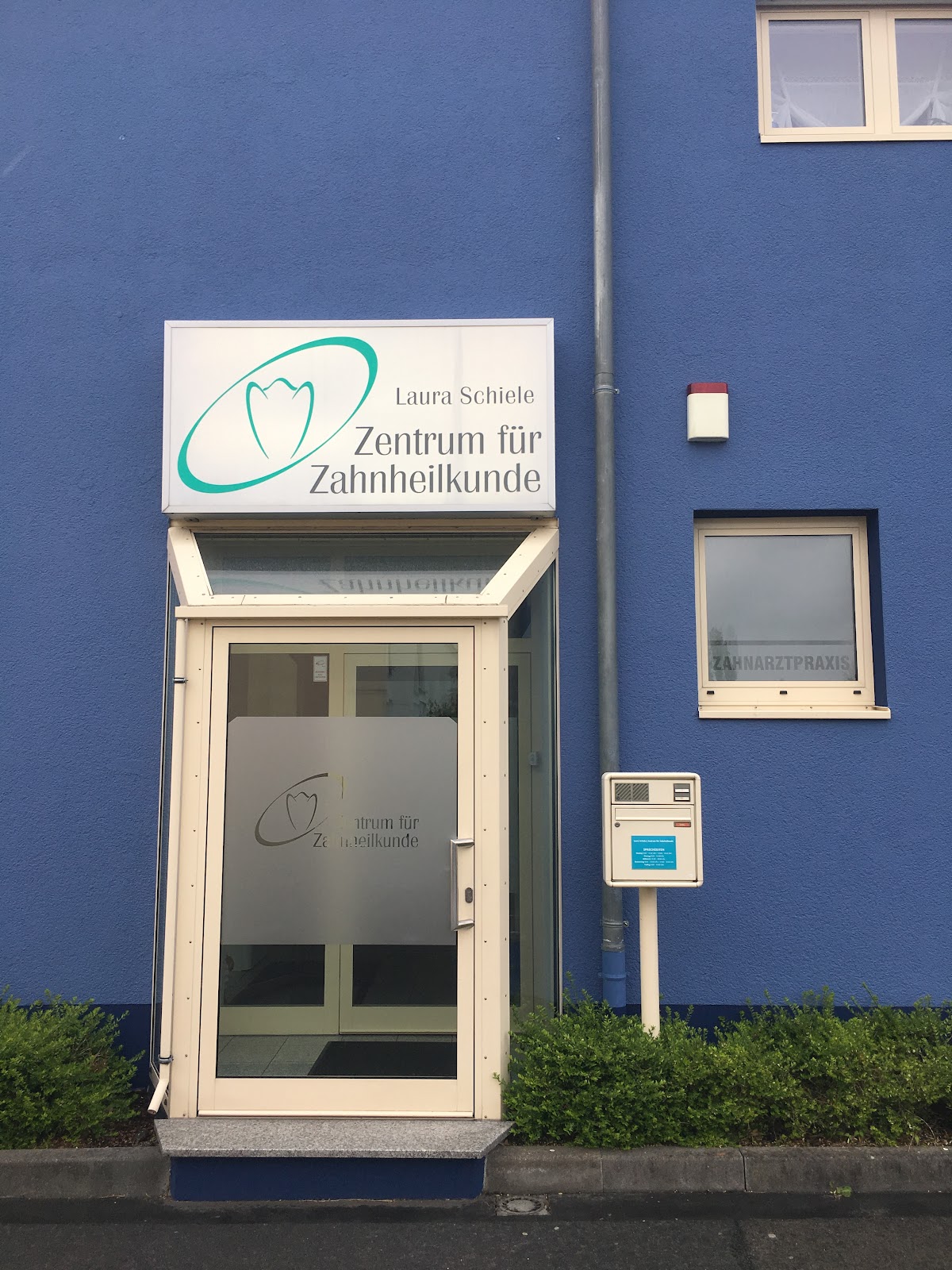 Zahnheilkunde Laura Illie- Schiele, Zahnarzt in Hainburg – Foto 1 von 1