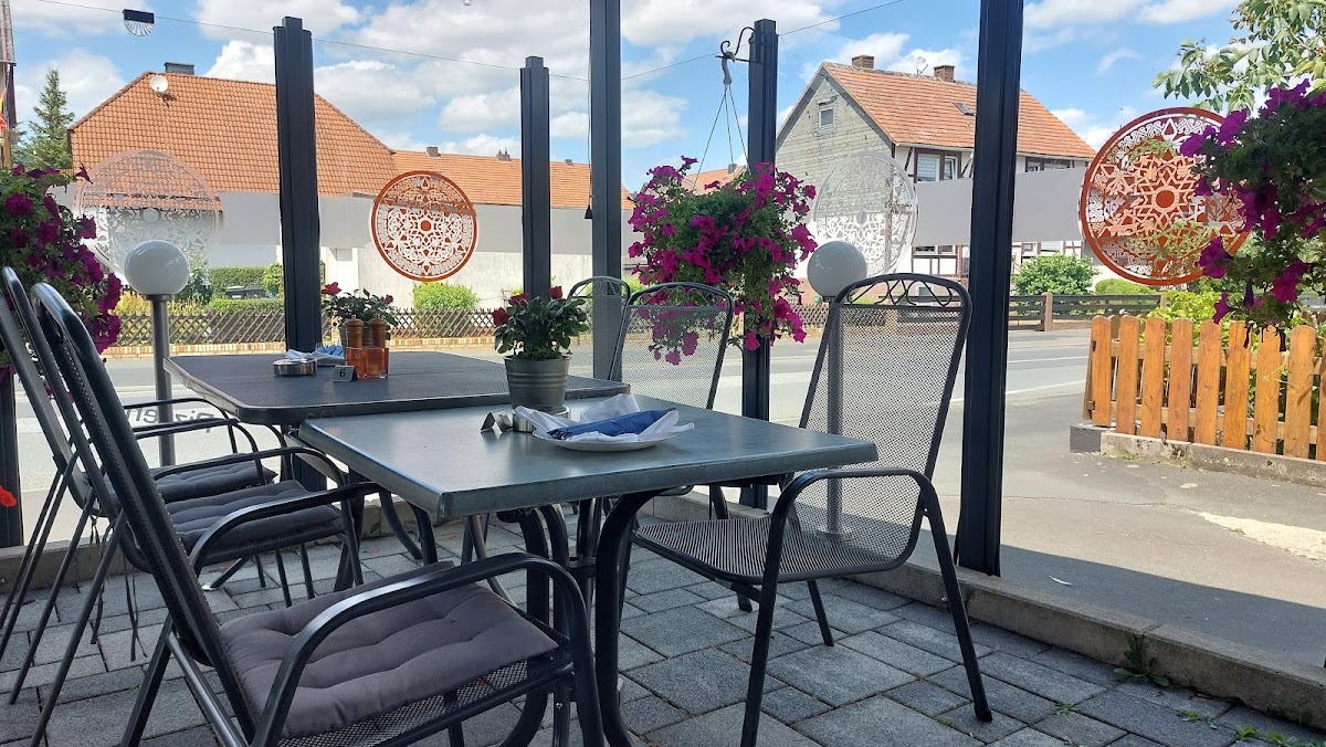 Zahra's Kitchen, Restaurant in Lahntal
