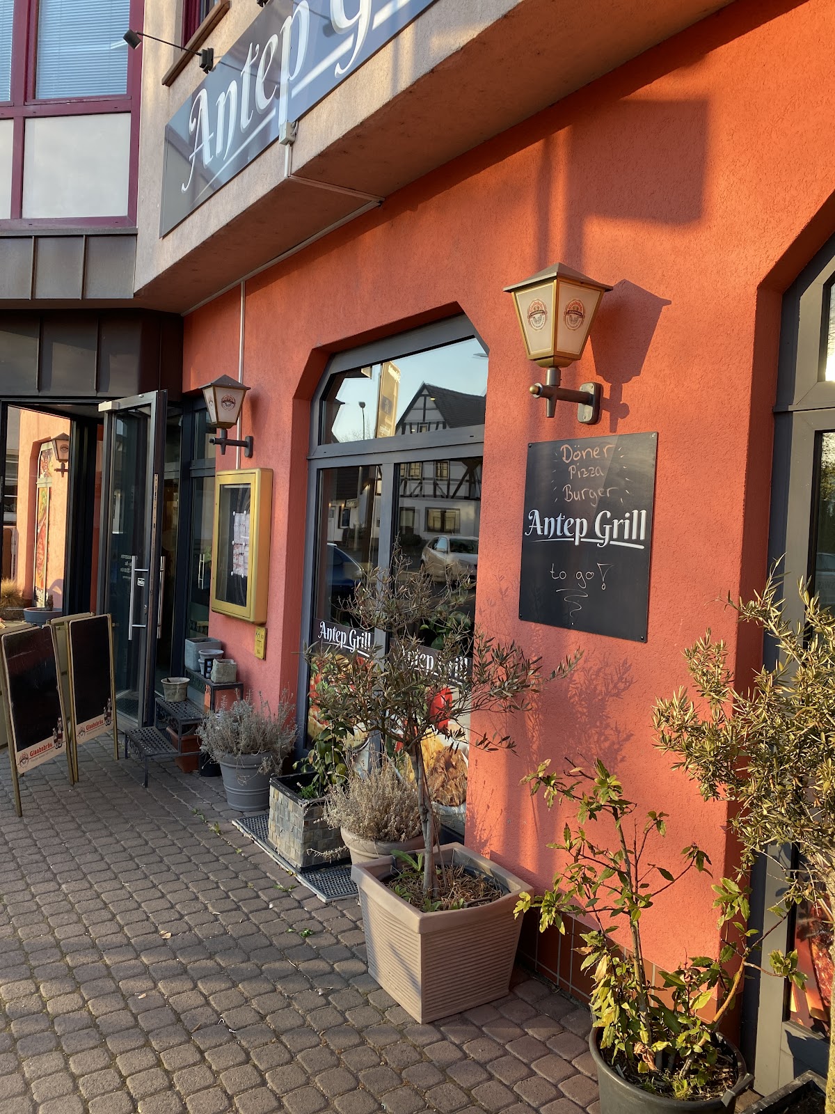 Zellhäuser Grill, Restaurant in Mainhausen