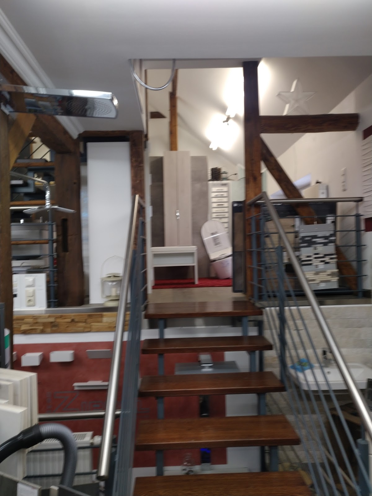 Zippel Fliesen- und Wohnraumgestaltung inklusive Haustechnik, Sanitärinstallation in Lahntal