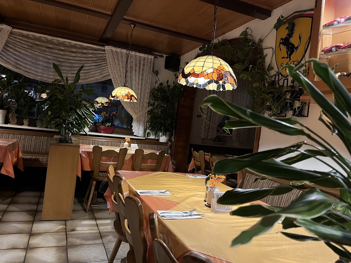 Zur Burg, Restaurant in Hünfelden – Foto 1 von 1