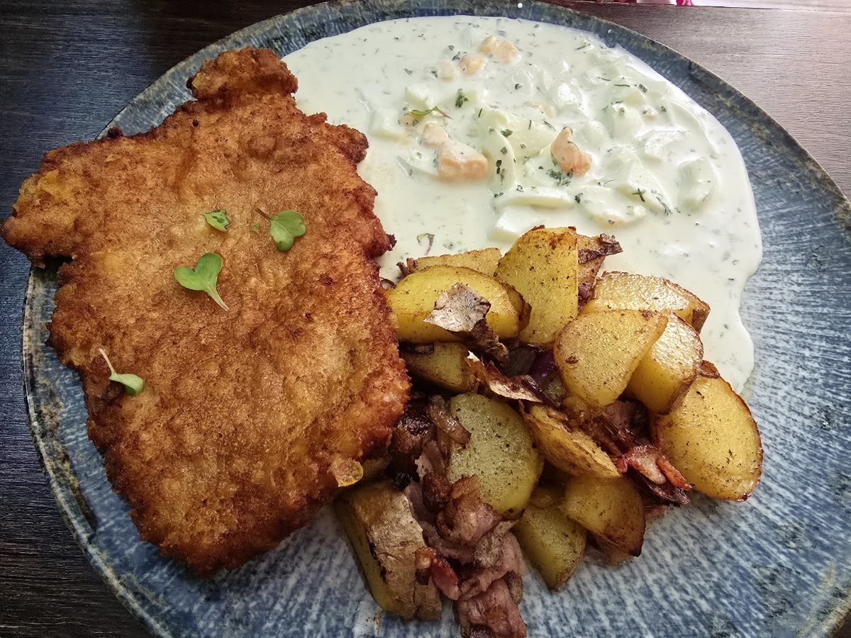Zur Linde, Restaurant in Ahnatal